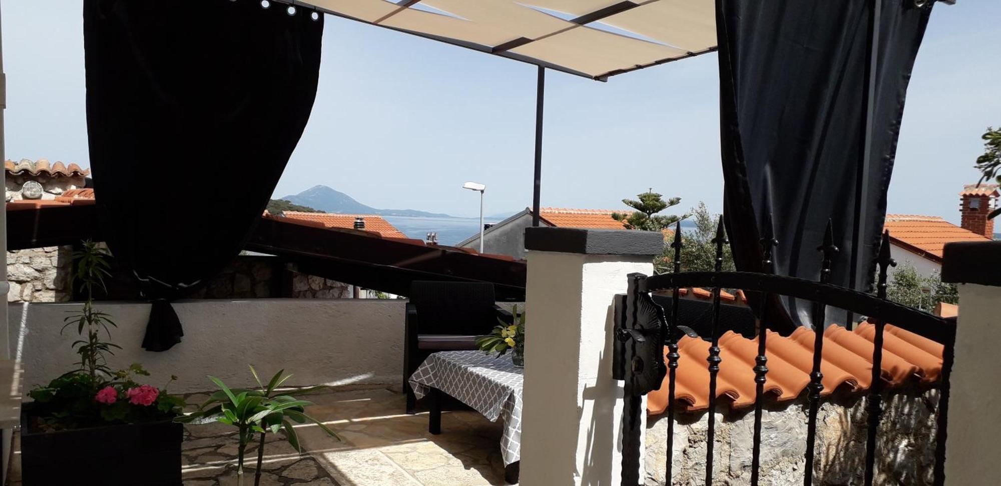 Vivi Studio Apartments Mali Losinj Bilik gambar