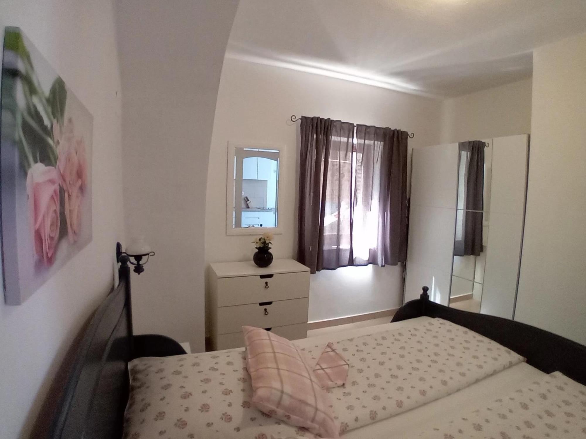 Vivi Studio Apartments Mali Losinj Bilik gambar