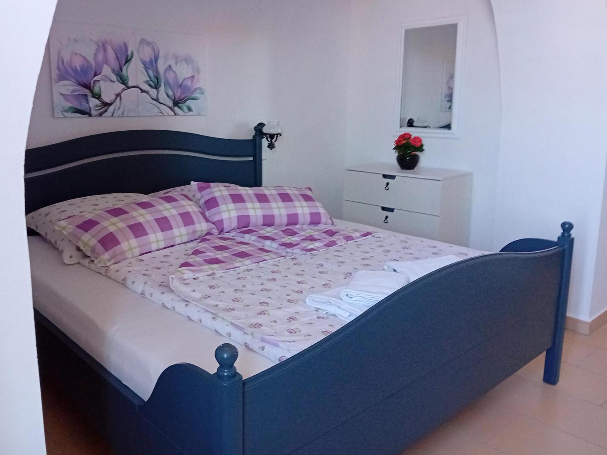 Vivi Studio Apartments Mali Losinj Bilik gambar